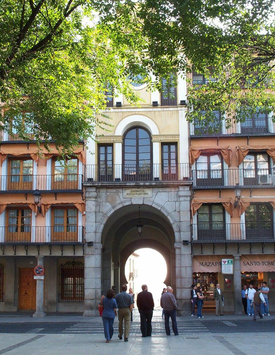 Arco de la Sangre junto a la plaza de Zocodover en Toledo