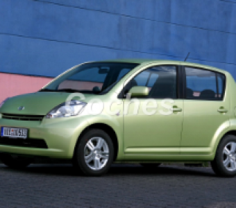 Daihatsu Sirion  2005