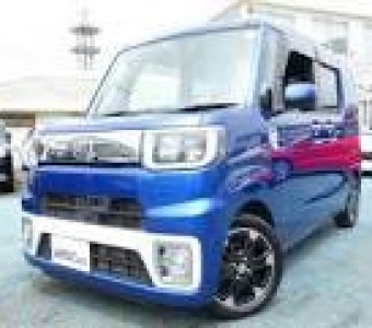 Daihatsu Wake  2015