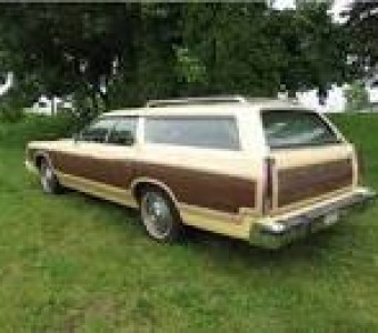 Ford LTD Country Squire  1976