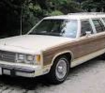 Ford LTD Country Squire  1981