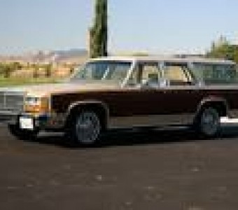 Ford LTD Country Squire  1983