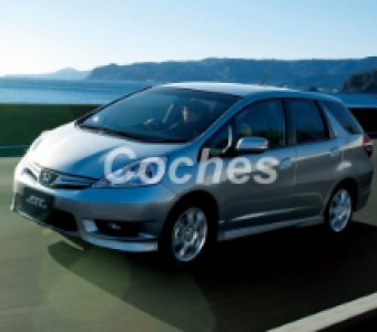 Honda Fit Shuttle  2011