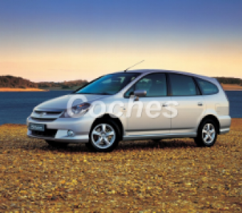 Honda Stream  2003