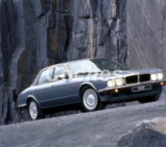 Jaguar XJ  1990