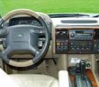 Land Rover Discovery  2002