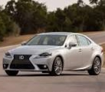 Lexus IS  2022