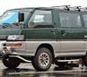 Mitsubishi Delica  1987