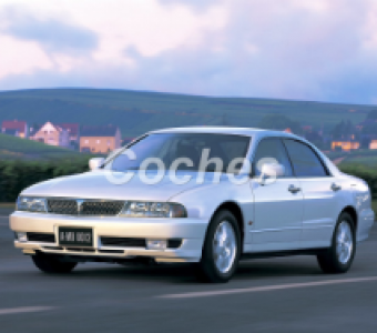 Mitsubishi Diamante  2002
