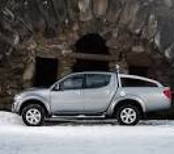 Mitsubishi L200  2013