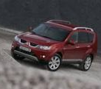 Mitsubishi Outlander  2010