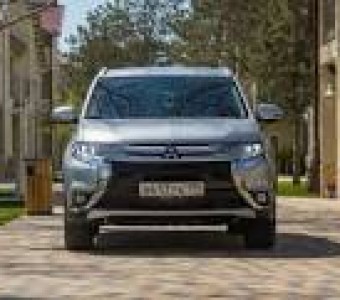 Mitsubishi Outlander  2016