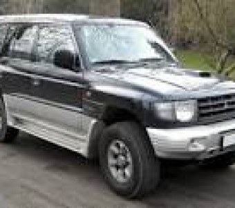 Mitsubishi Pajero  2001