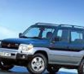 Mitsubishi Pajero Pinin  2002