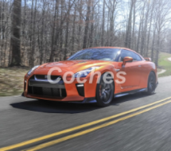 Nissan GT-R  2020