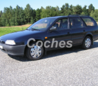 Nissan Primera  1994