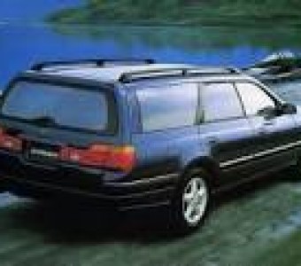 Nissan Stagea  1999