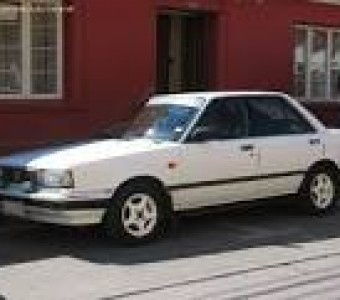 Nissan Sunny  1986