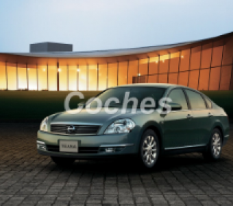 Nissan Teana  2005