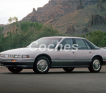 Oldsmobile Cutlass Supreme  1990