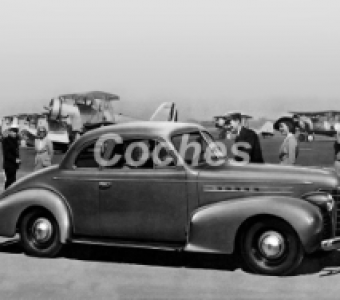 Oldsmobile Series 70  1939