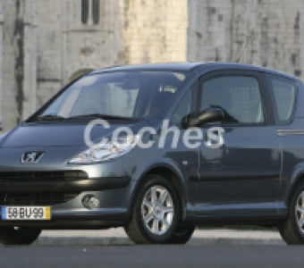 Peugeot 1007  2005