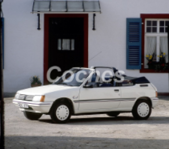 Peugeot 205  1992