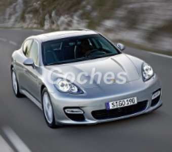 Porsche Panamera  2012