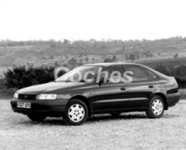 E 1.6 MANUAL (107 CV)