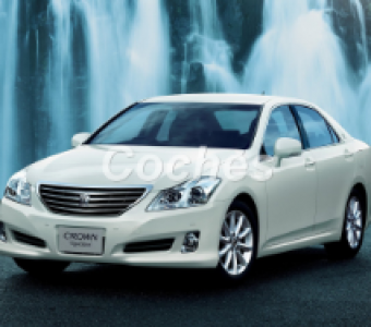 Toyota Crown  2010