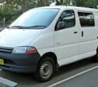 Toyota HiAce  2002