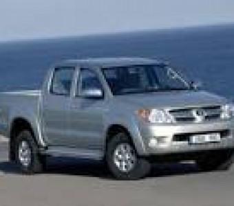 Toyota Hilux  2004