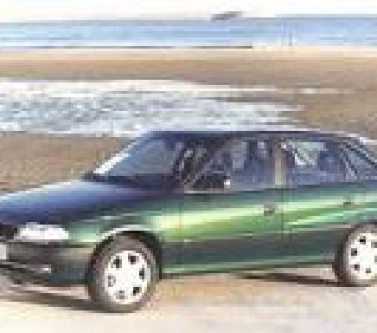 Vauxhall Astra  1999