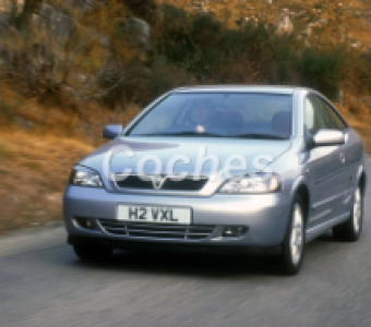 Vauxhall Astra  2000