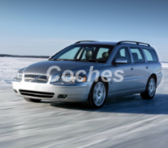 Volvo V70  2004