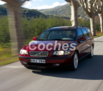 Volvo V70  2003