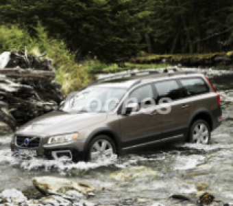 Volvo XC70  2010