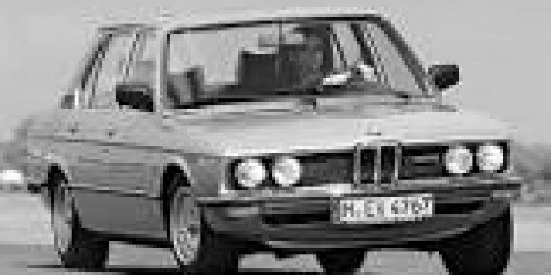 BMW Serie 5 1979 Sedan I (E12) Restyling 518i 1.8 AUTOMATICO (100 CV)