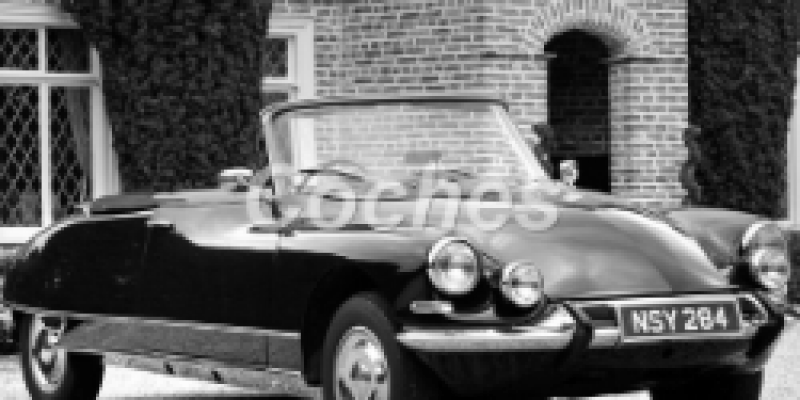 Citroen DS 1963 Cabriolet I Restyling 1 1.9 MANUAL (83 CV)