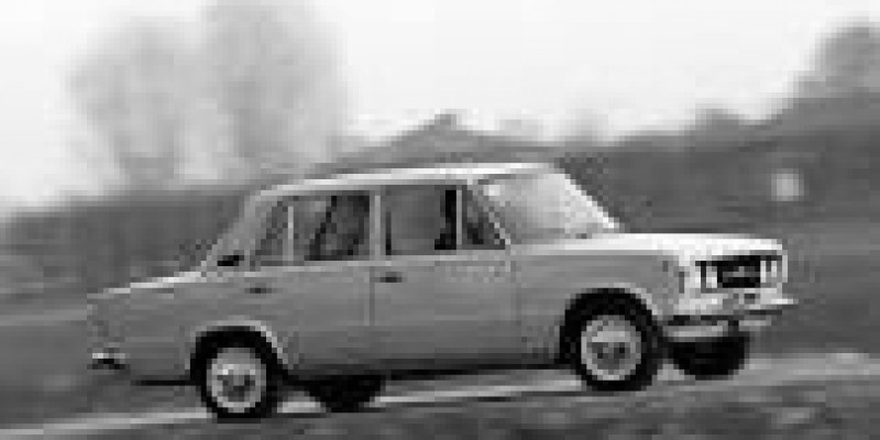 Fiat 124 1975 Sedan I 1.5 MANUAL (75 CV)