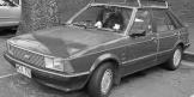 Ford Laser 1982 Sedan I 1.5 AUTOMATICO (85 CV)