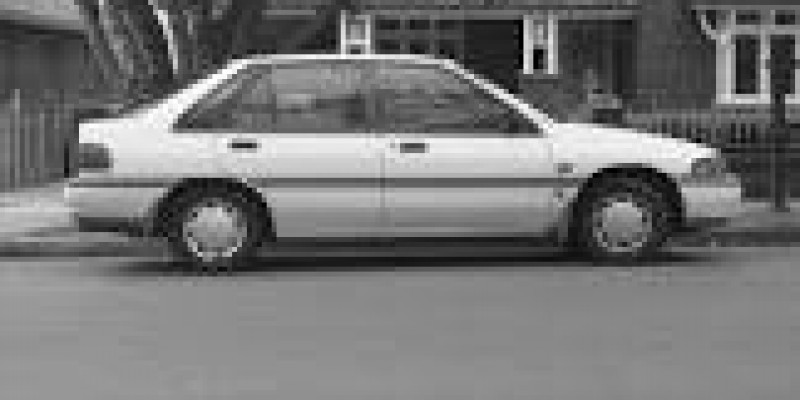 Ford Laser 1993 Wagon 5-Puertas II 1.7d AUTOMATICO (58 CV)