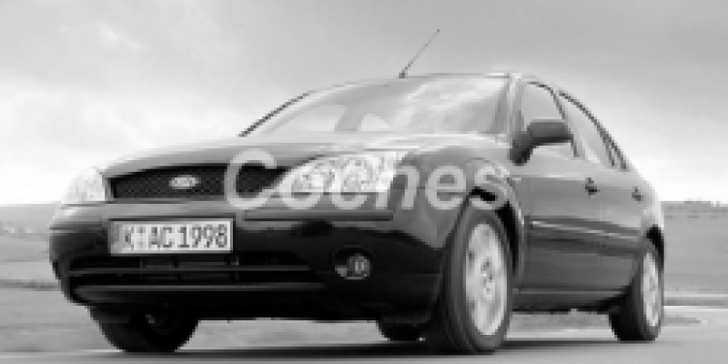 Ford Mondeo 2003 Sedan III 2.5 AUTOMATICO (170 CV)