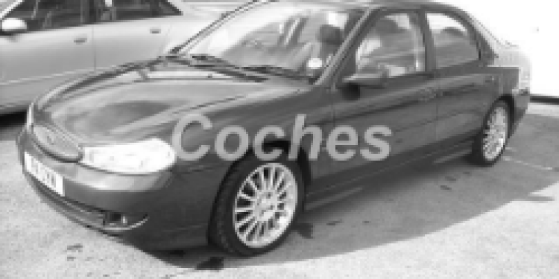 Ford Mondeo ST 2001 Hatchback 5-Puertas II ST200 2.5 MANUAL (205 CV)