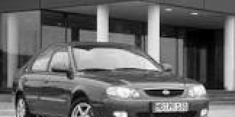 Kia Shuma 2000 Liftback I 1.5 AUTOMATICO (101 CV)