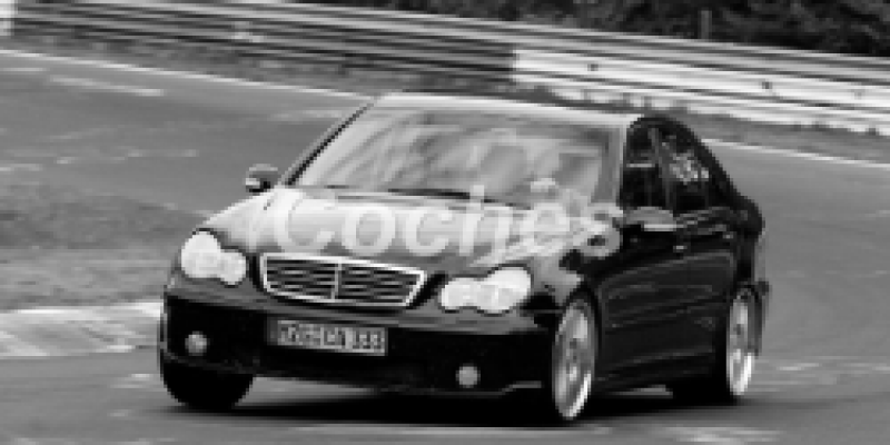 Mercedes-Benz C-klasse 2000 Sedan II (W203) 200 2.2d AUTOMATICO (115 CV) 4WD