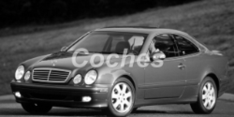 Mercedes-Benz CLK-klasse 1999 Coupe I (W208) Restyling 200 Sequentronic 2.0 AUTOMATICO (136 CV)