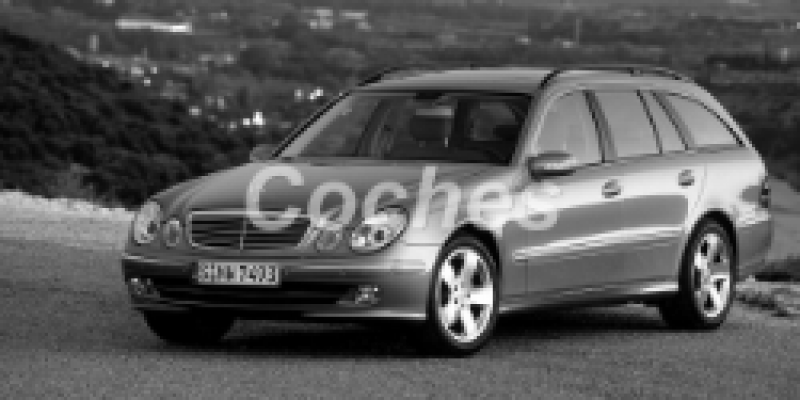 Mercedes-Benz E-klasse 2004 Wagon 5-Puertas III (W211, S211) 280 3.0 MANUAL (231 CV)