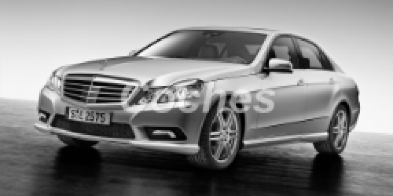 Mercedes-Benz E-klasse 2013 Sedan IV (W212, S212, C207) 300 3.5 AUTOMATICO (249 CV)