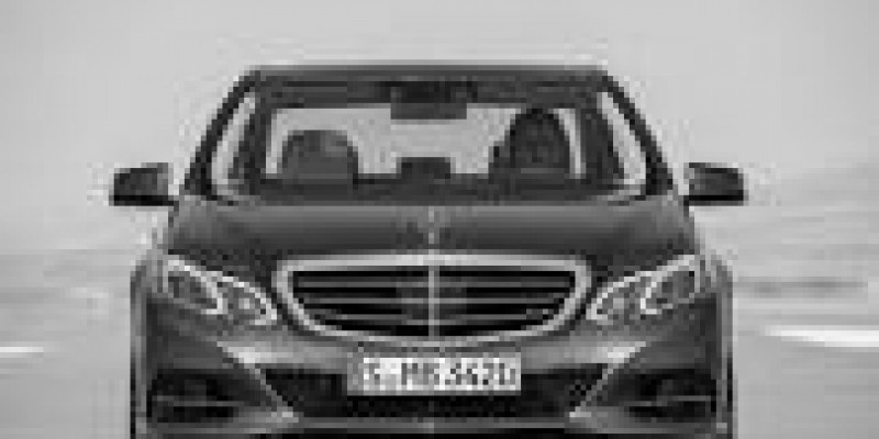 Mercedes-Benz E-klasse 2012 Sedan IV (W212, S212, C207) 200 7G-TRONIC 2.1d AUTOMATICO (136 CV)